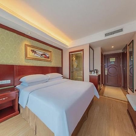 Yichang Vienna Hotel Wanda Branch Eksteriør bilde
