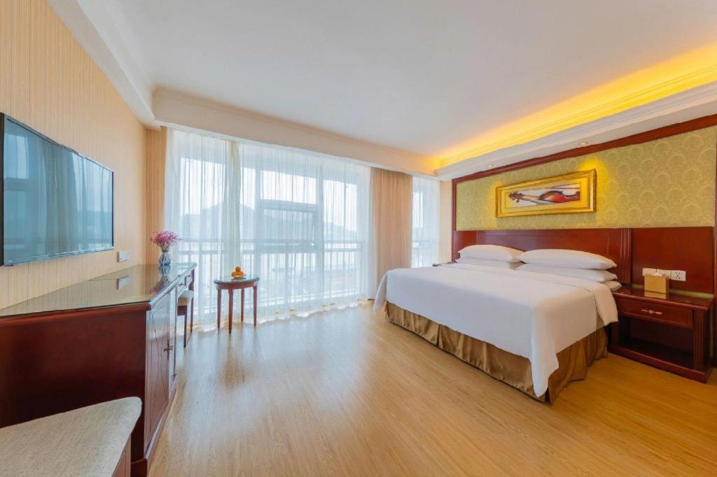 Yichang Vienna Hotel Wanda Branch Eksteriør bilde