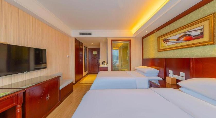 Yichang Vienna Hotel Wanda Branch Eksteriør bilde