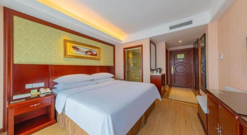 Yichang Vienna Hotel Wanda Branch Eksteriør bilde