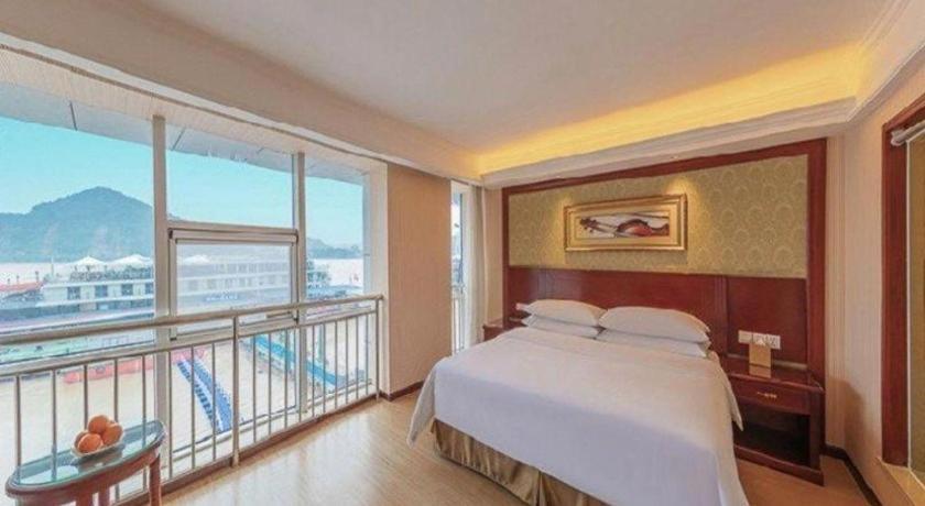 Yichang Vienna Hotel Wanda Branch Eksteriør bilde